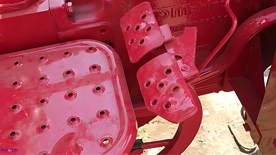 Brakes Mahindra 575 DI XP Plus - Brakes