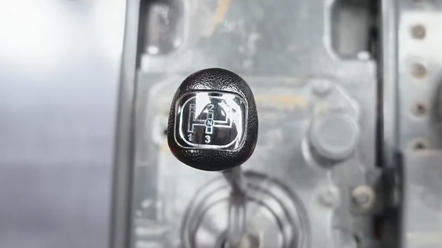 Mahindra 275 DI TU - Transmission & Gearbox 