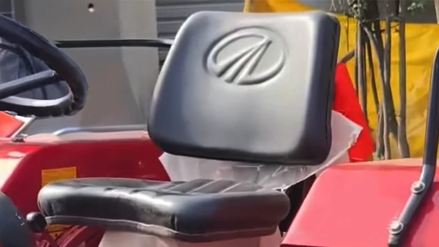 Comfort & Safety Mahindra 585 DI XP Plus - Comfort & Safety