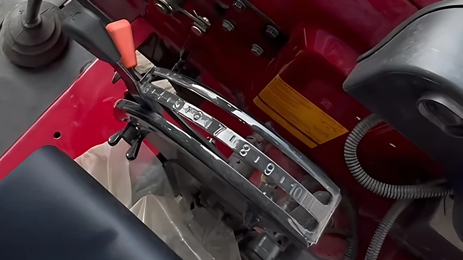 Implement Compatibility Mahindra Novo 655 DI 4WD - Implement Compatibility