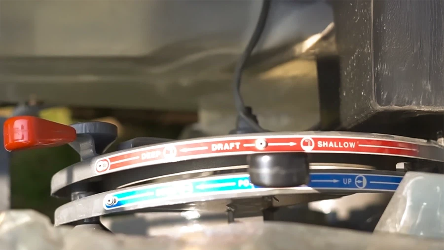 Swaraj 735 FEeR - Implement Compatibility