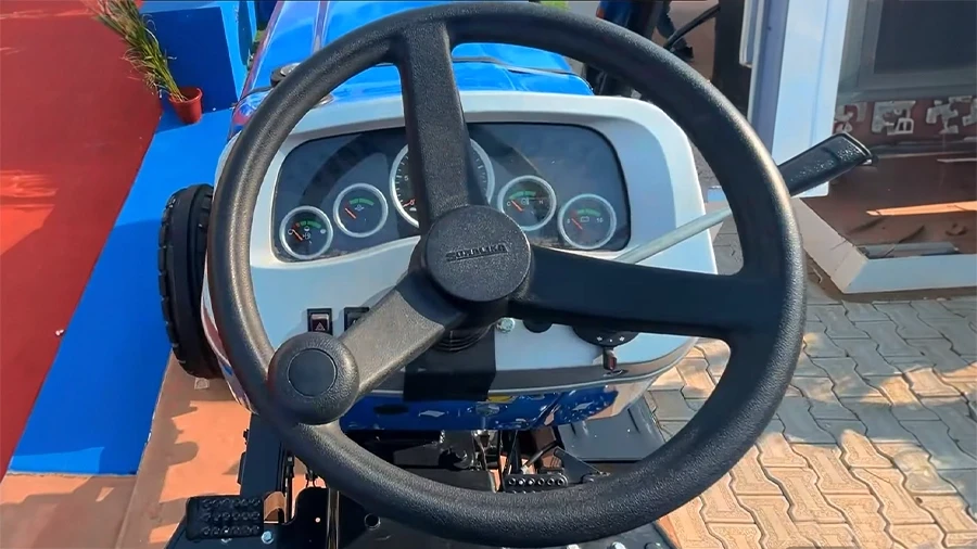 Driver Seat Sonalika DI 55 DLX - Driver Seat