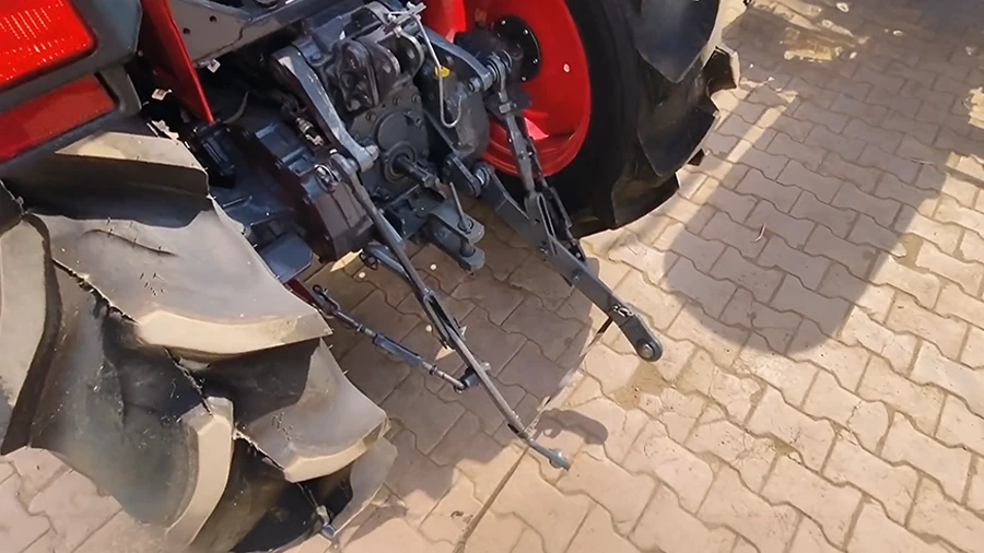 Hydraulics & PTO Mahindra Oja 3140 4WD - Hydraulics & PTO