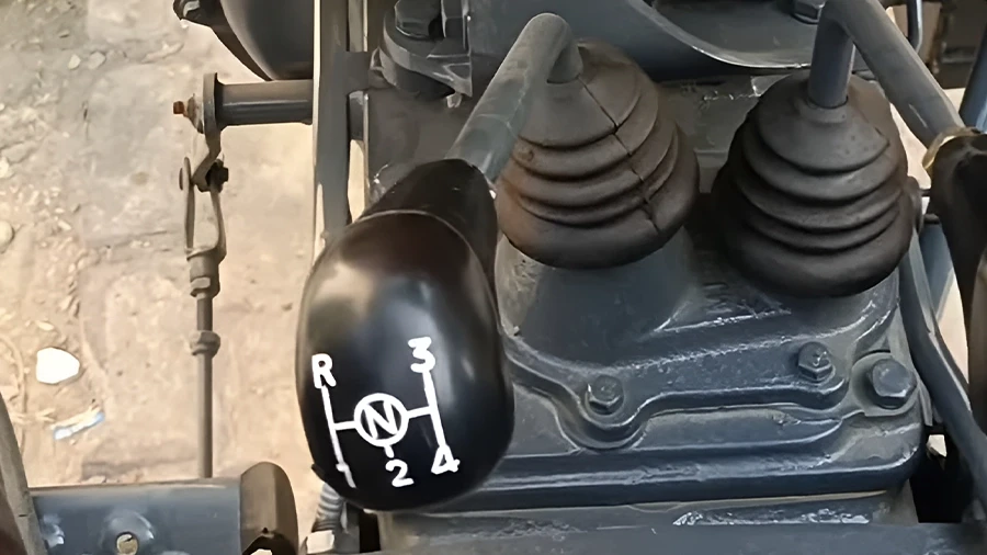 Swaraj 733 FE - Transmission & Gearbox