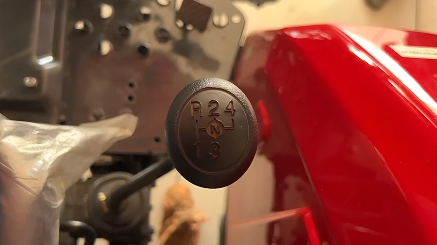 Mahindra YUVO TECH Plus 475 - Transmission & Gearbox
