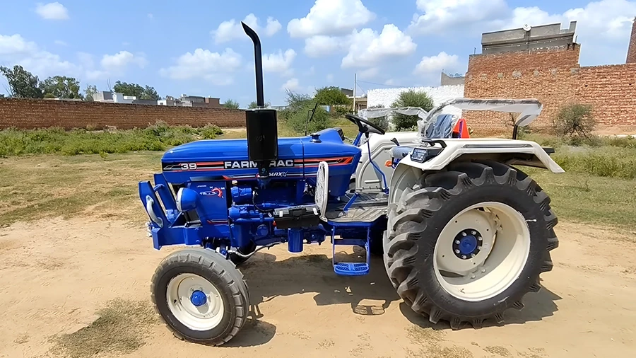 Overview Farmtrac 39 Promaxx - Overview
