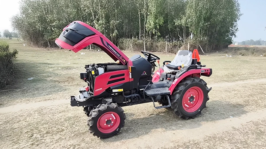 Overview Mahindra Oja 2121 4WD - Overview