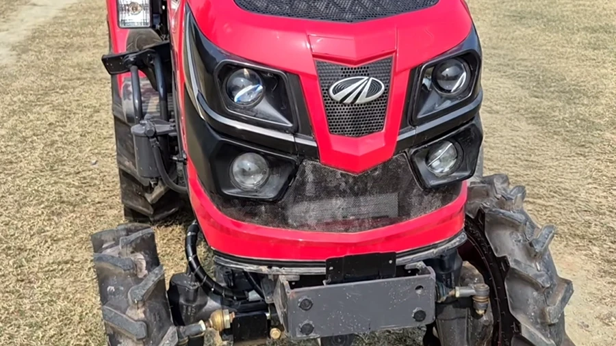 Headlamps Mahindra Oja 2121 4WD - Headlamps
