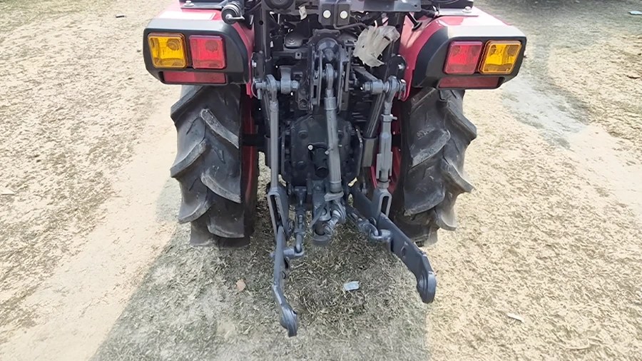 Mahindra Oja 2130 4WD - Hydraulics & PTO