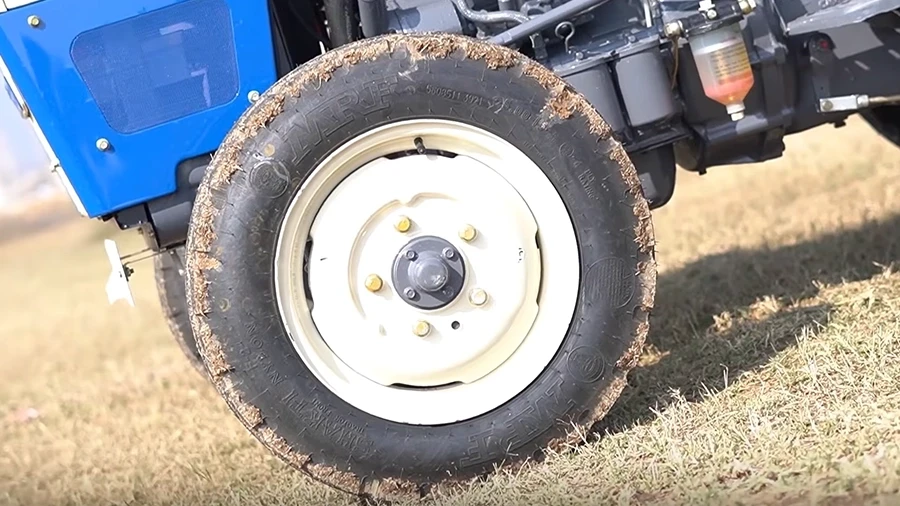 Tyre Swaraj 742 XM Orchard NT - Tyre