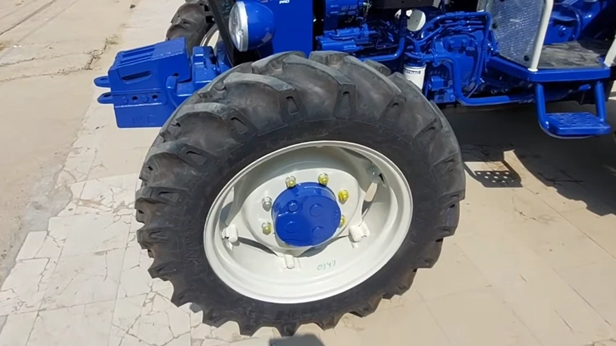 Comfort & Safety Farmtrac 60 PowerMaxx 4WD - Comfort & Safety