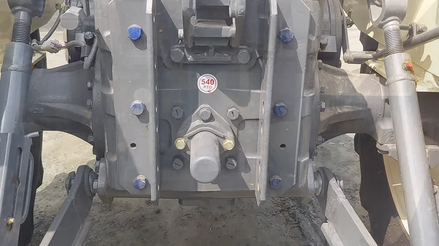 Swaraj 843 XM - Hydraulics & PTO
