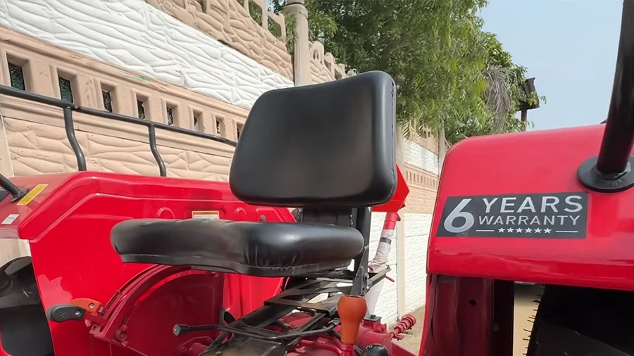 Driver Seat Mahindra 575 Di - Driver Seat