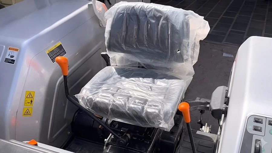 Eicher 557 - Driver Seat
