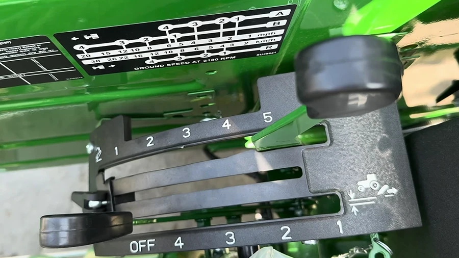 John Deere 5105 - Implement Compatibility