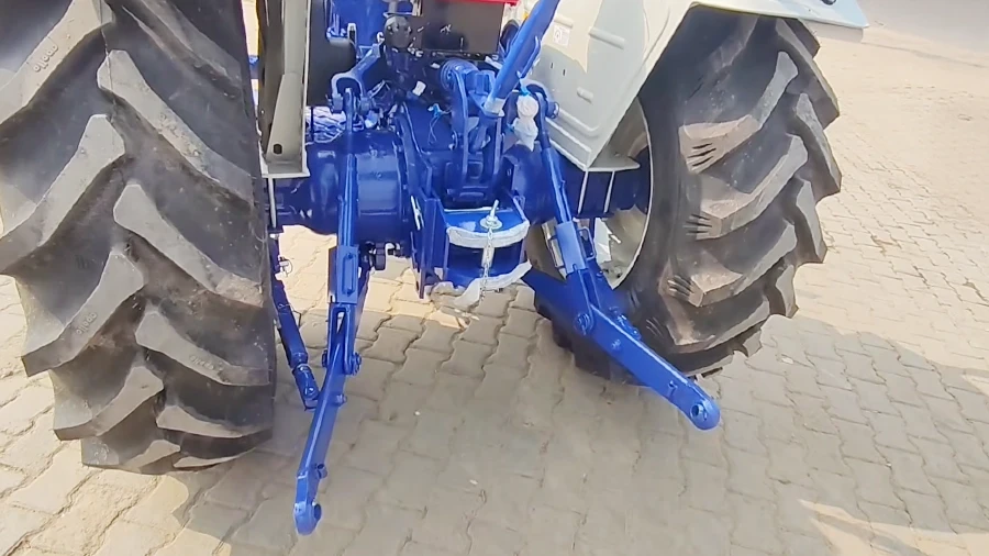 Farmtrac 6055 Powermaxx - Hydraulics & PTO
