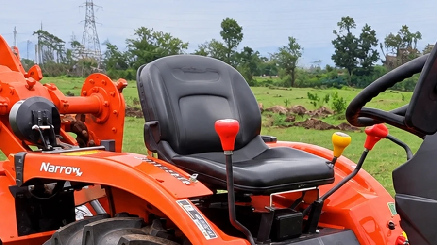 Driver Seat Kubota Neostar A211S-N - Driver Seat
