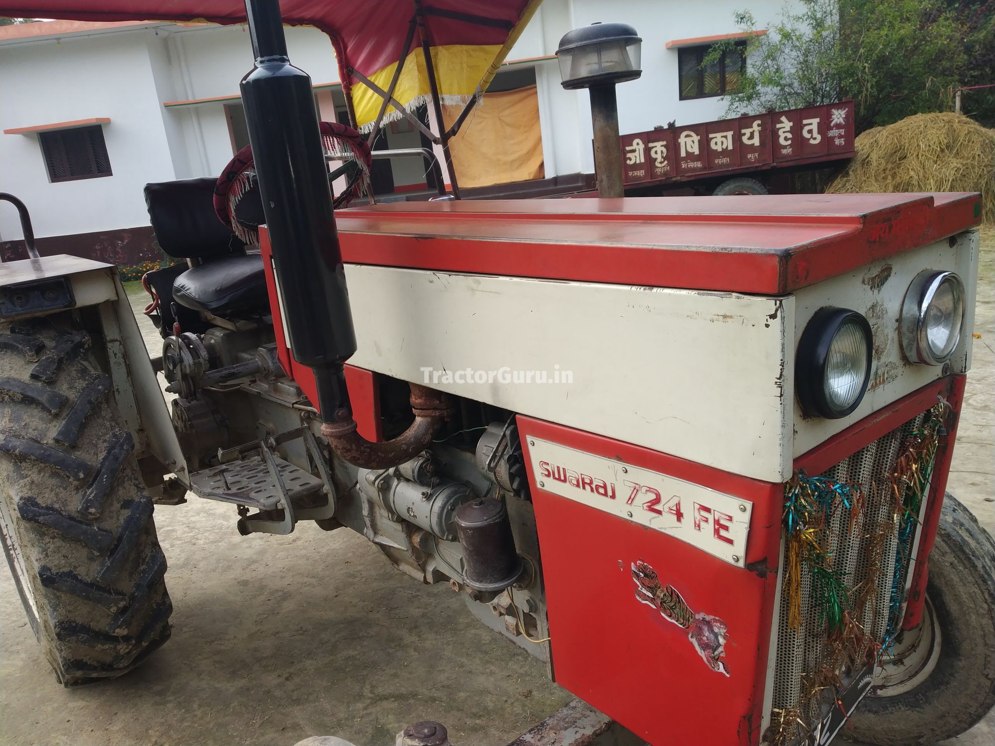 Swaraj 724 FE
