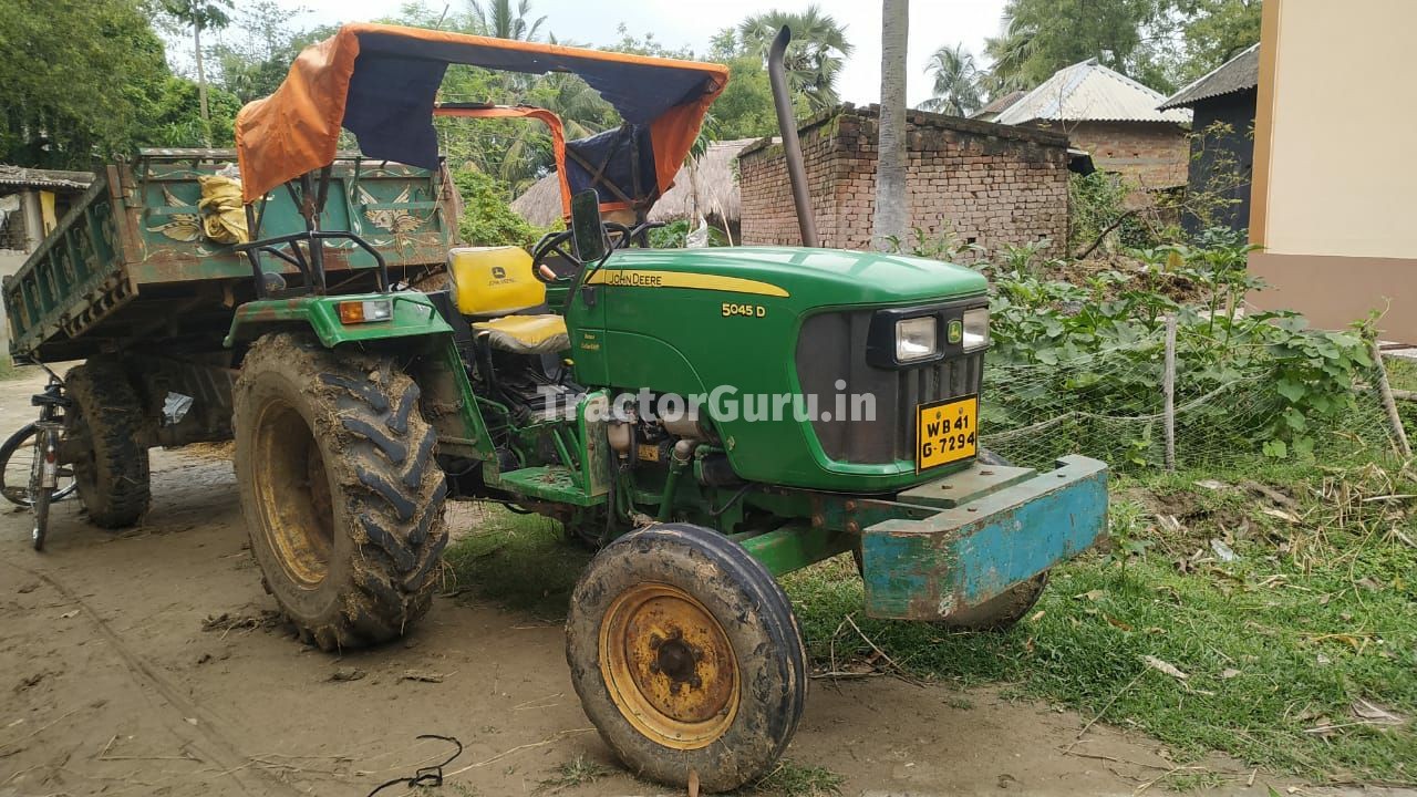 John Deere 5045 D