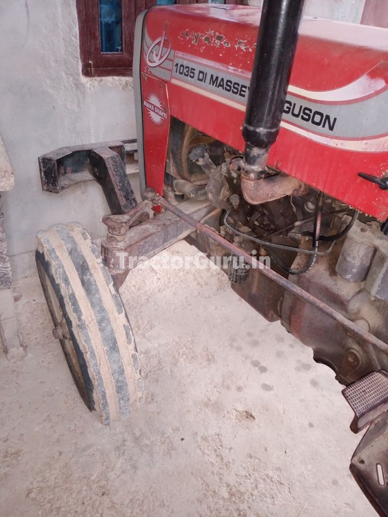Massey Ferguson 1035 DI