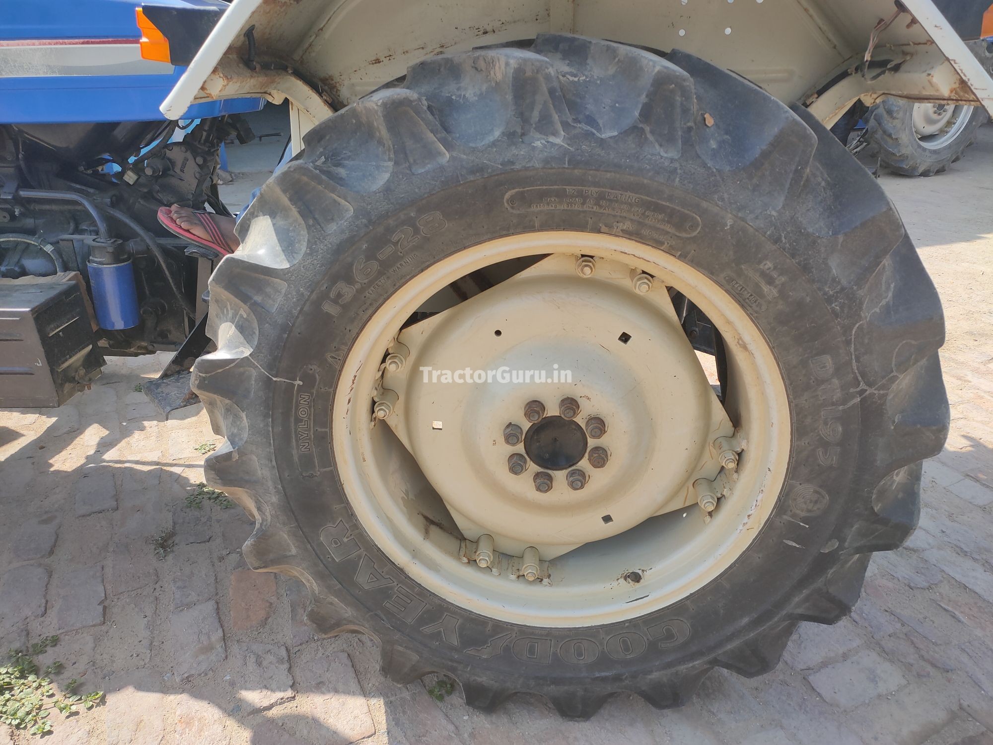 Powertrac 439 Super Saver