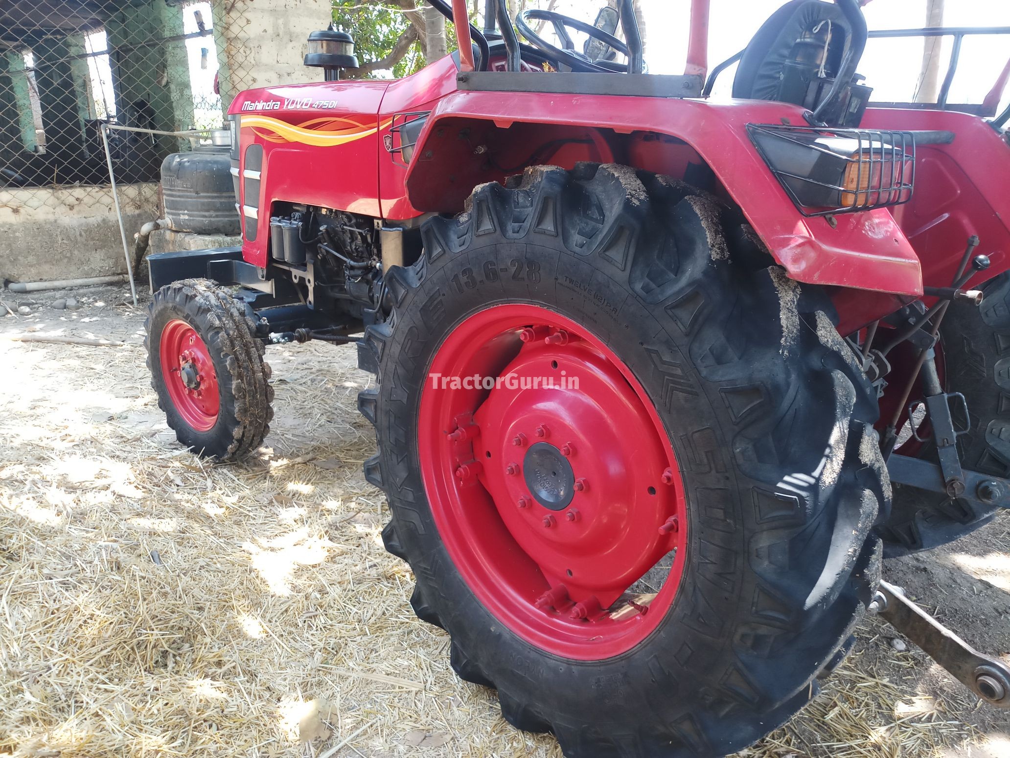 Mahindra 475 DI YUVO