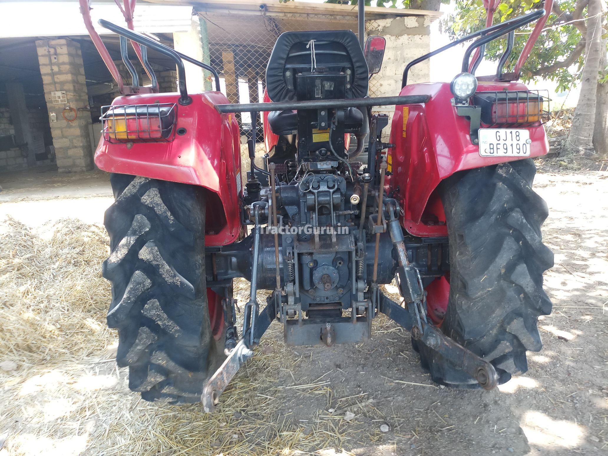 Mahindra 475 DI YUVO