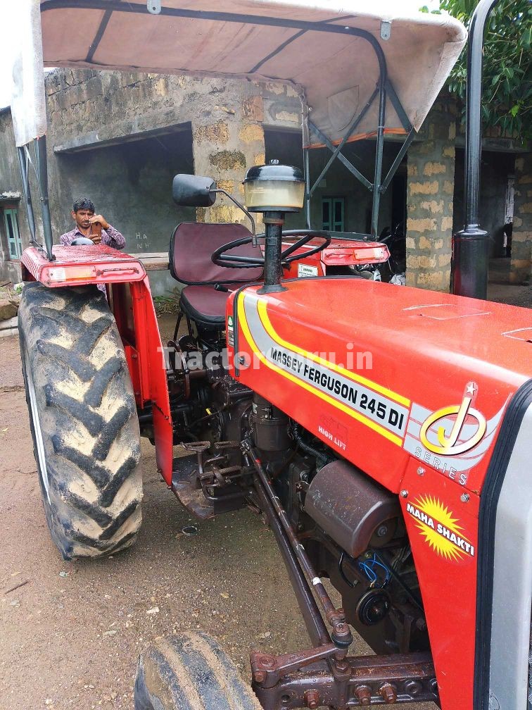Massey Ferguson 245 DI