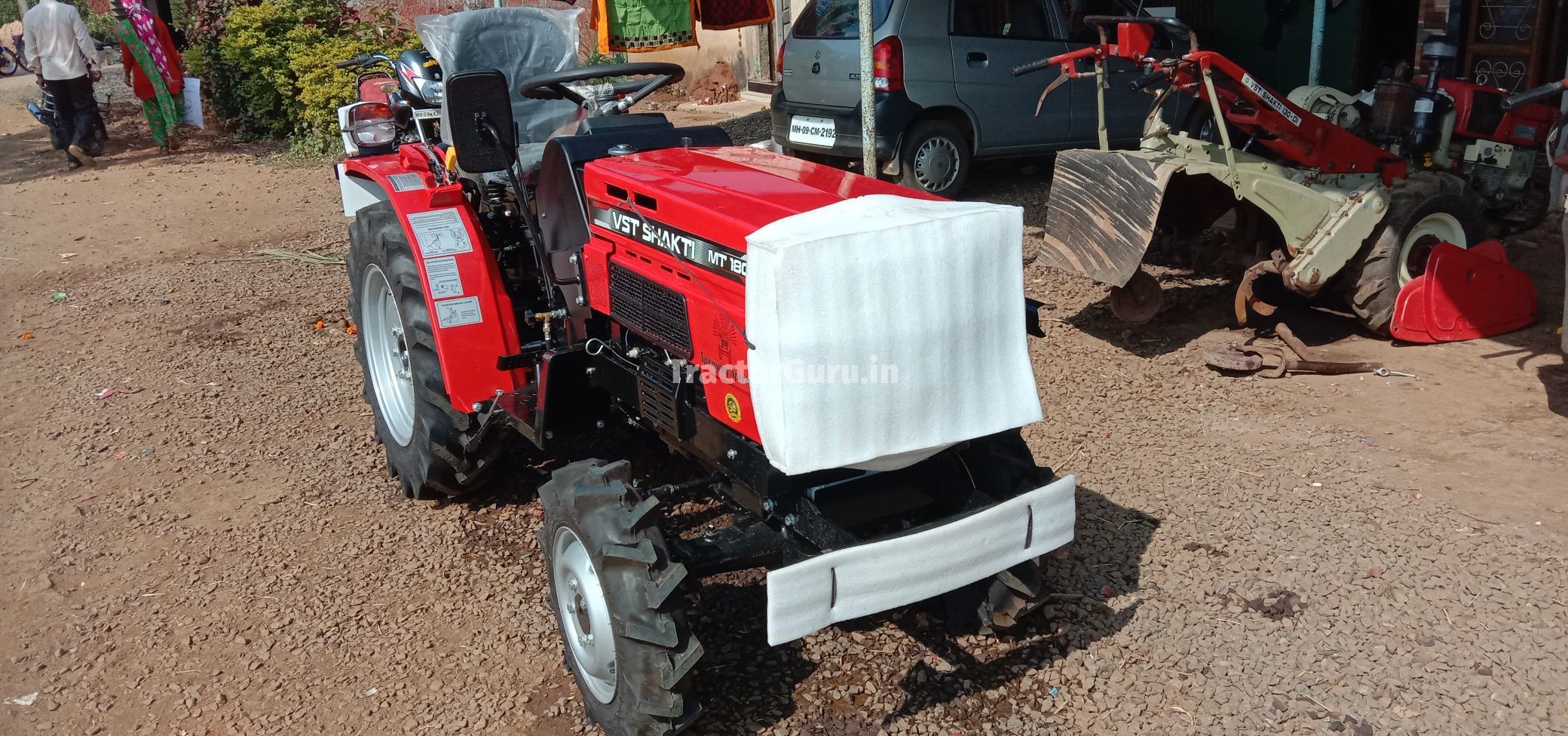 VST Shakti 180 4WD