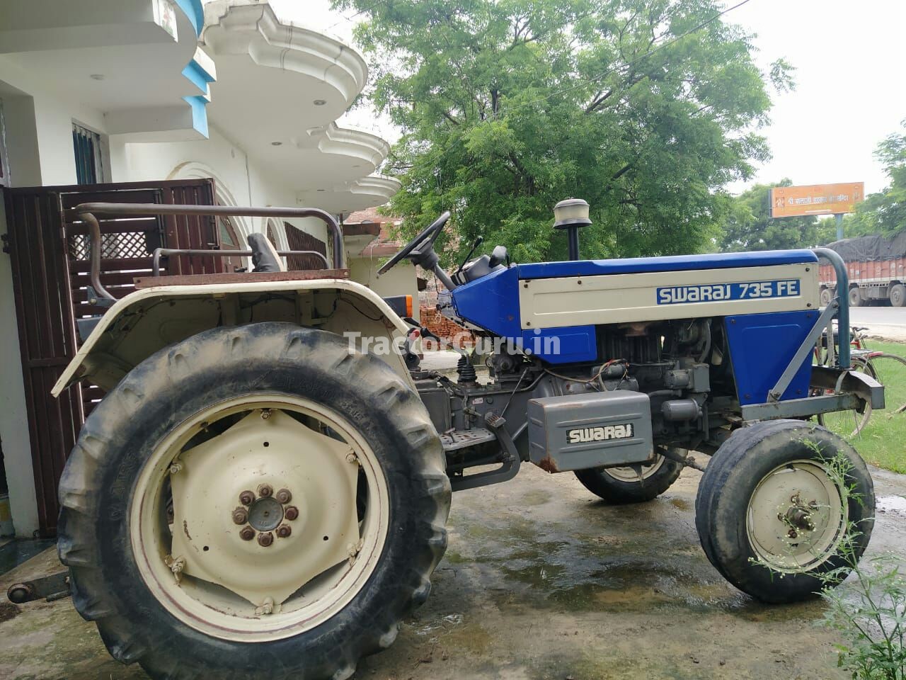 Swaraj 735 FE