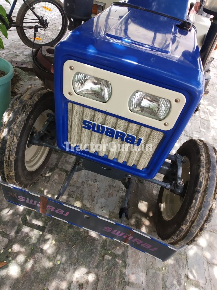 Swaraj 717