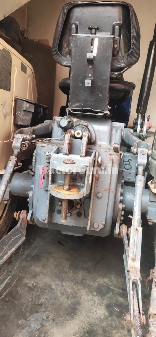Swaraj 735 FE