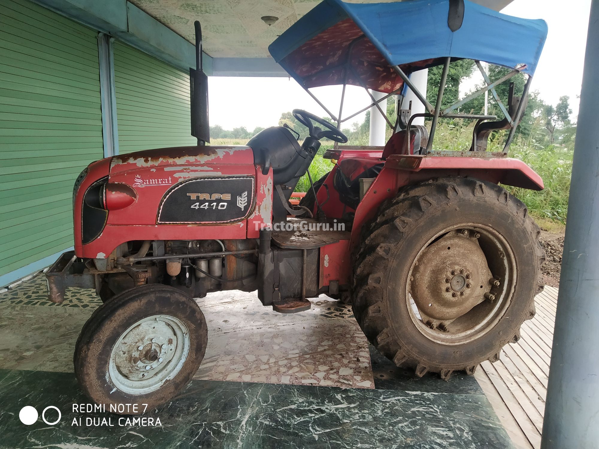 Massey Ferguson 4410 DI