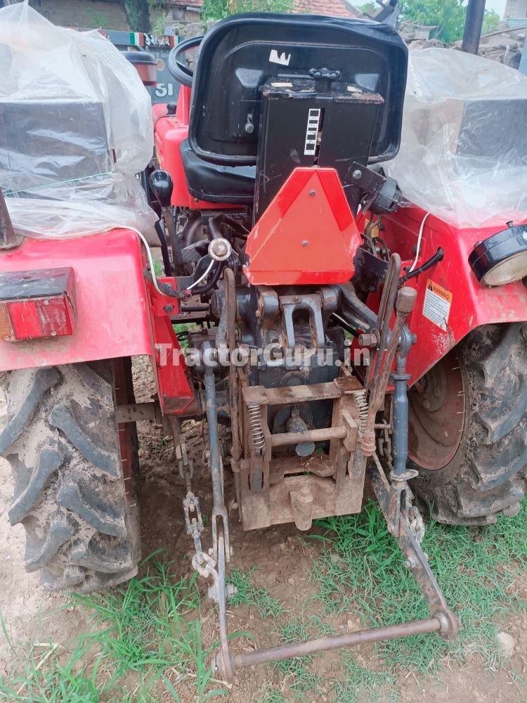 Mahindra 215 DI YUVARAJ