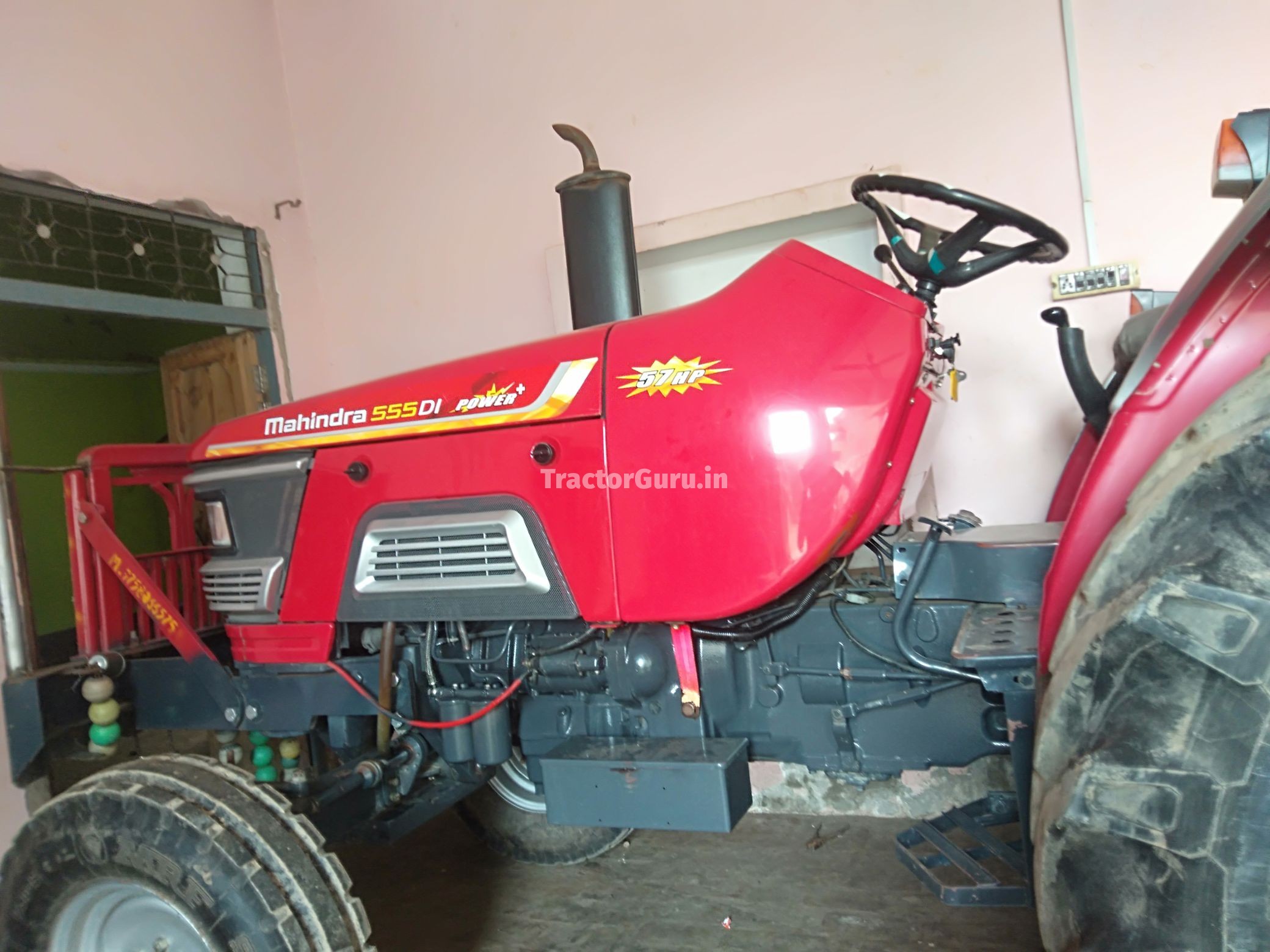 Mahindra 555 DI POWER PLUS