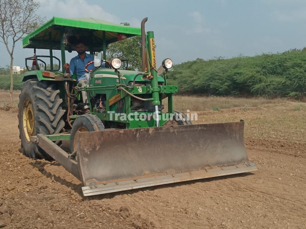 John Deere 5310