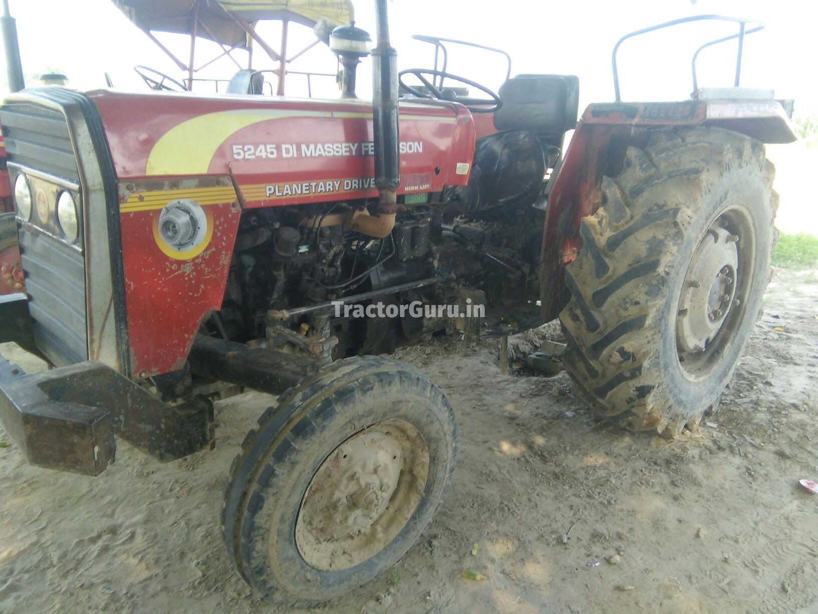 Massey Ferguson 5245 DI