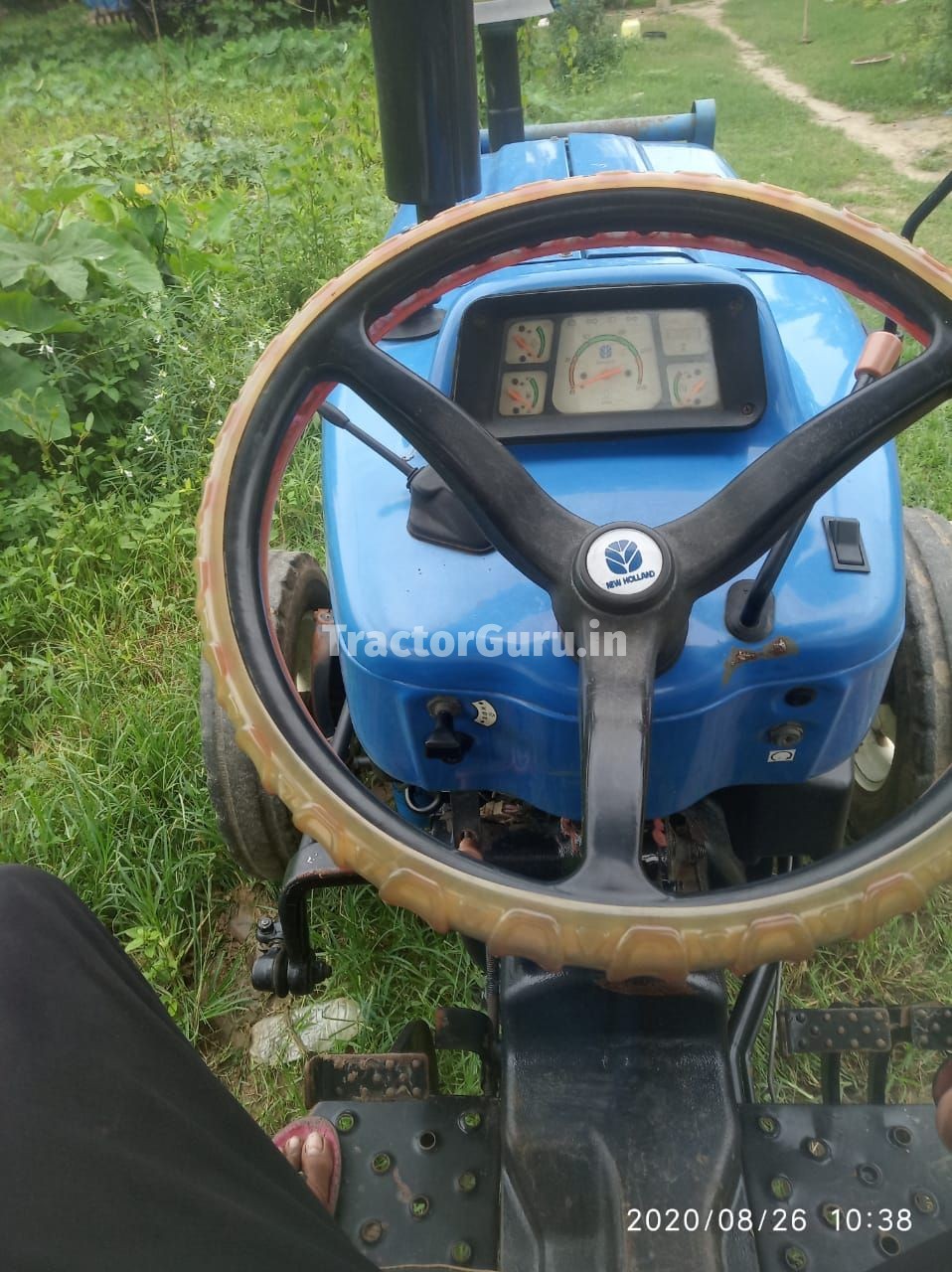 New Holland 3037 DI