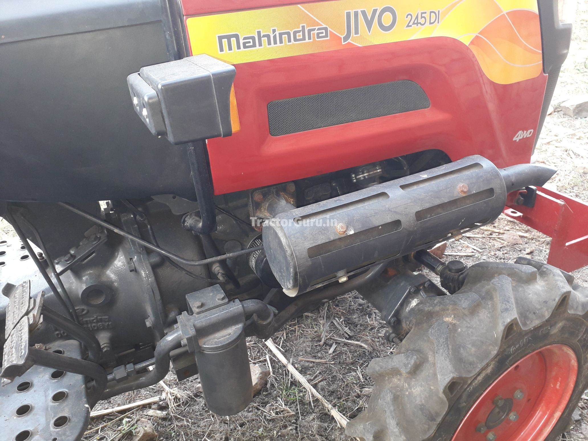 Mahindra  245 JIVO