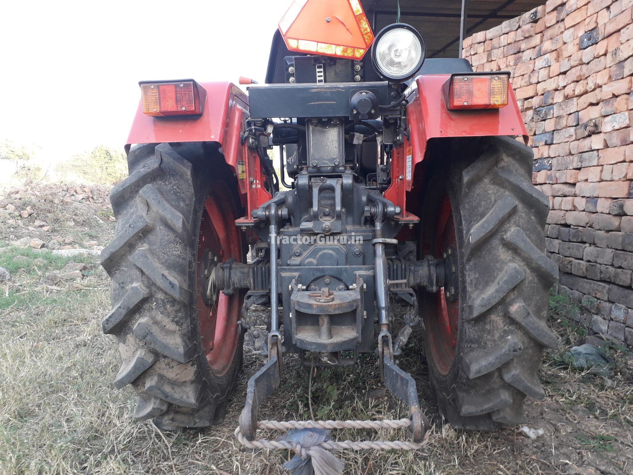 Mahindra  245 JIVO