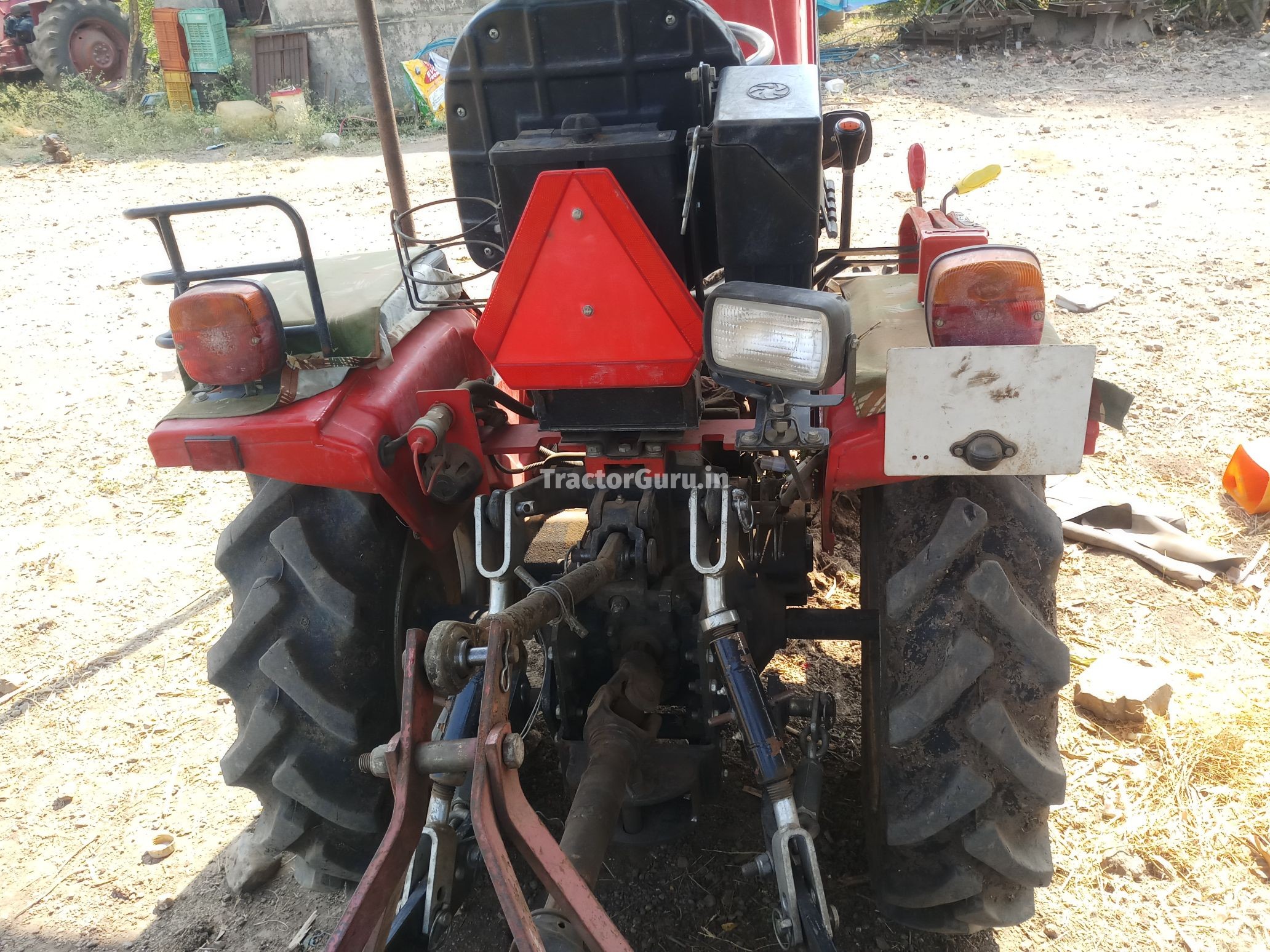 VST Shakti 270 4WD 