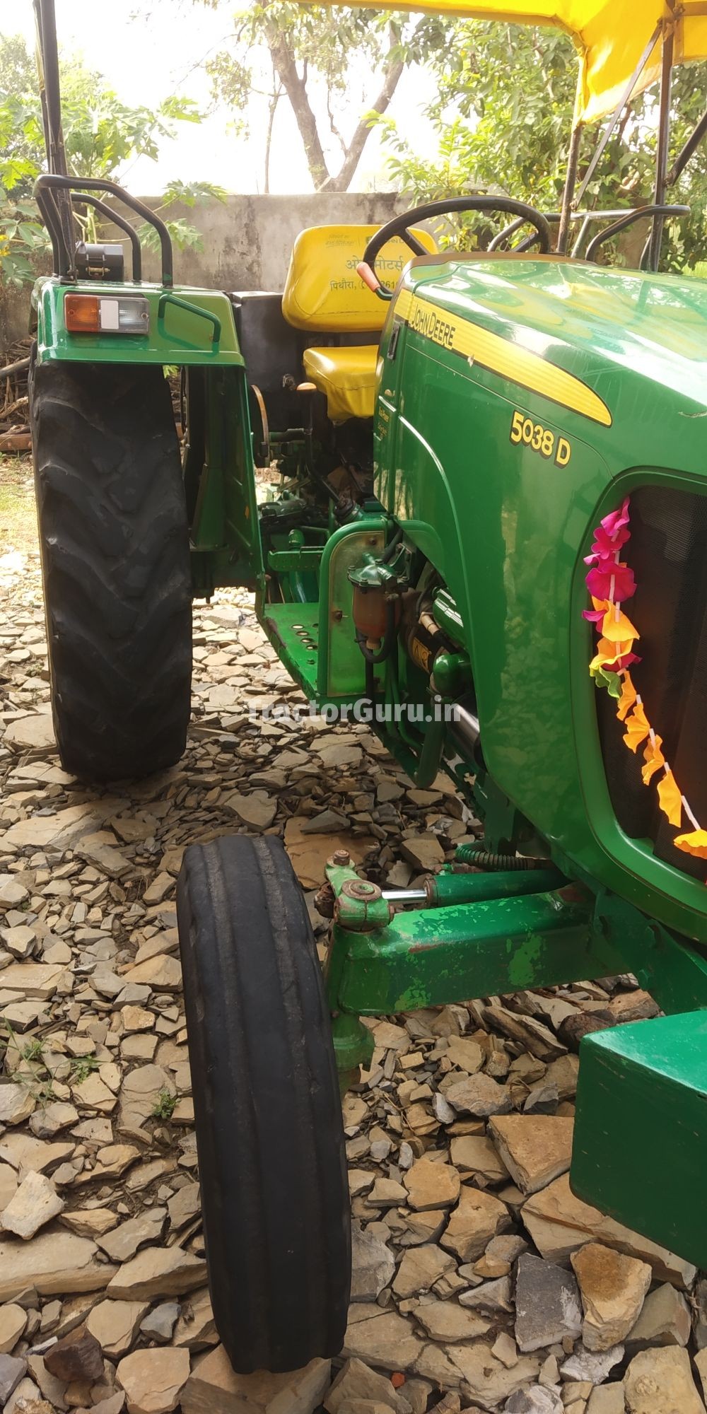 John Deere 5038 D