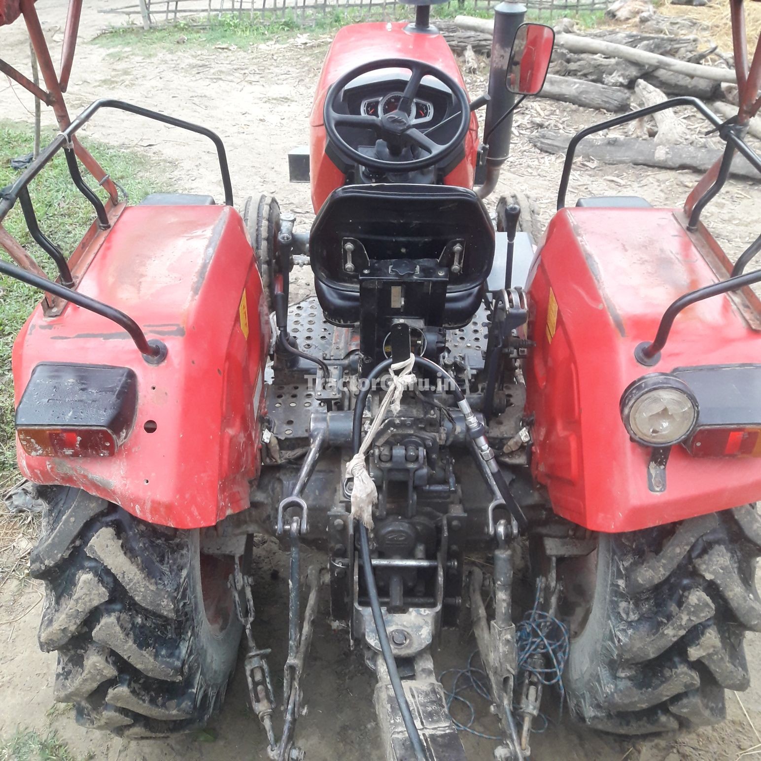 Mahindra 475 DI YUVO