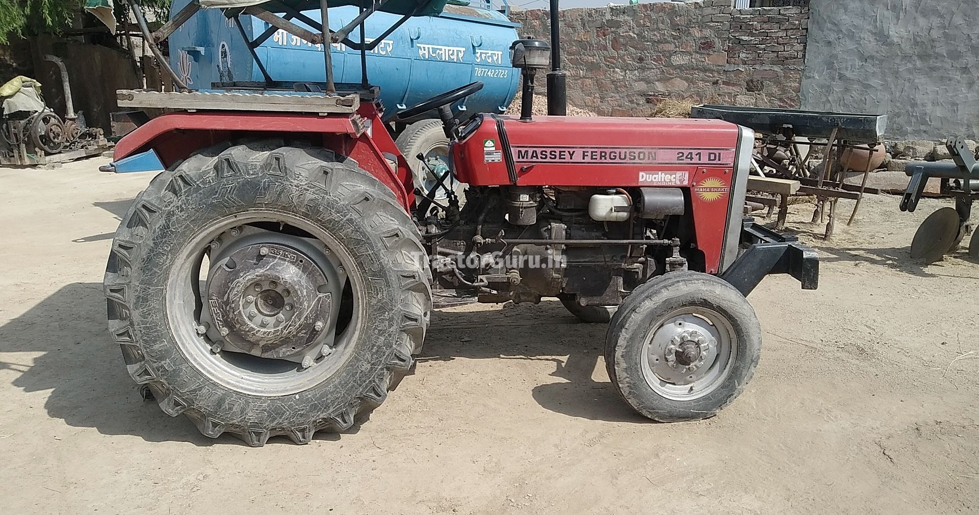 Massey Ferguson 241 DI