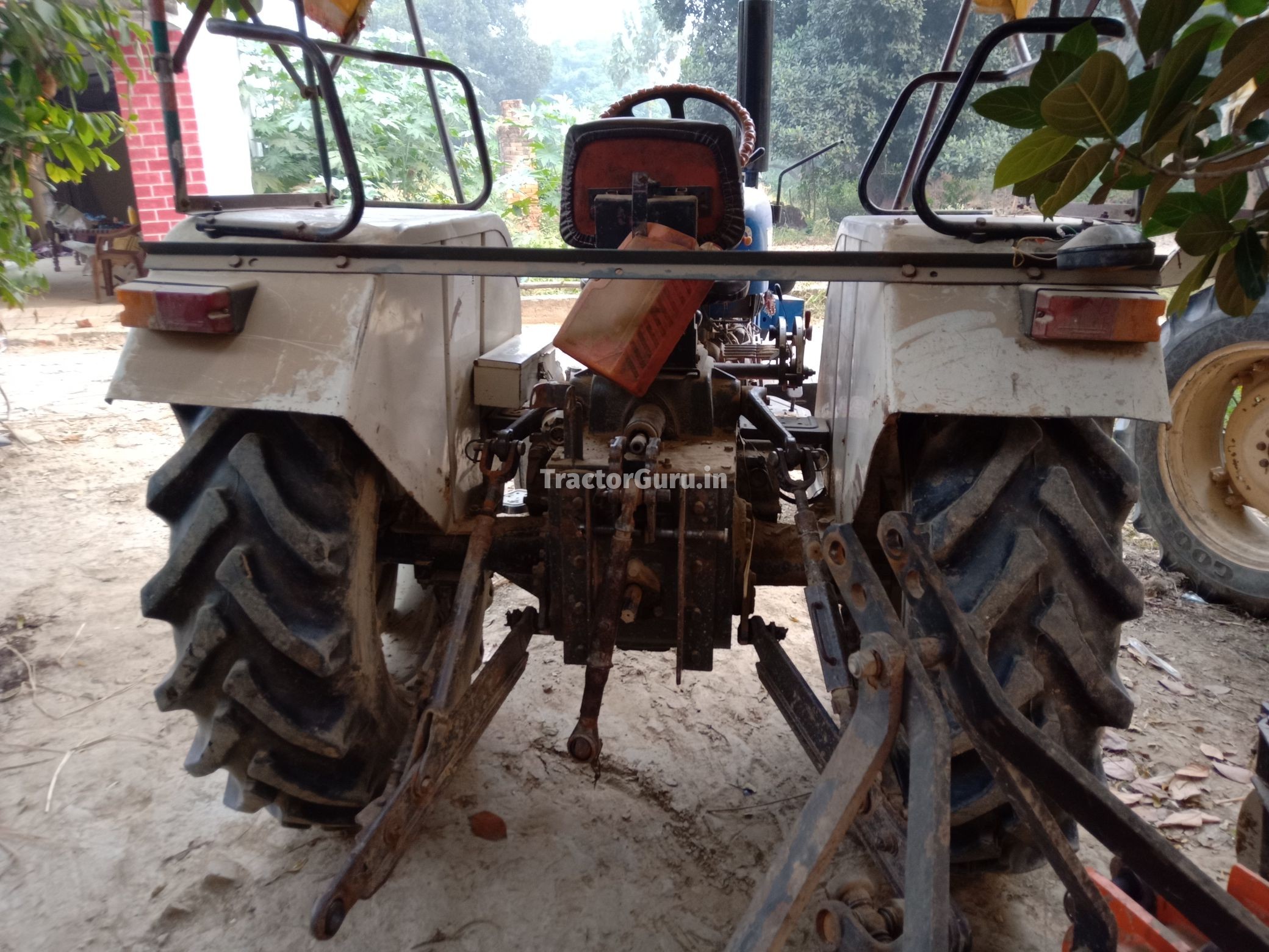 Indo Farm 3040 DI
