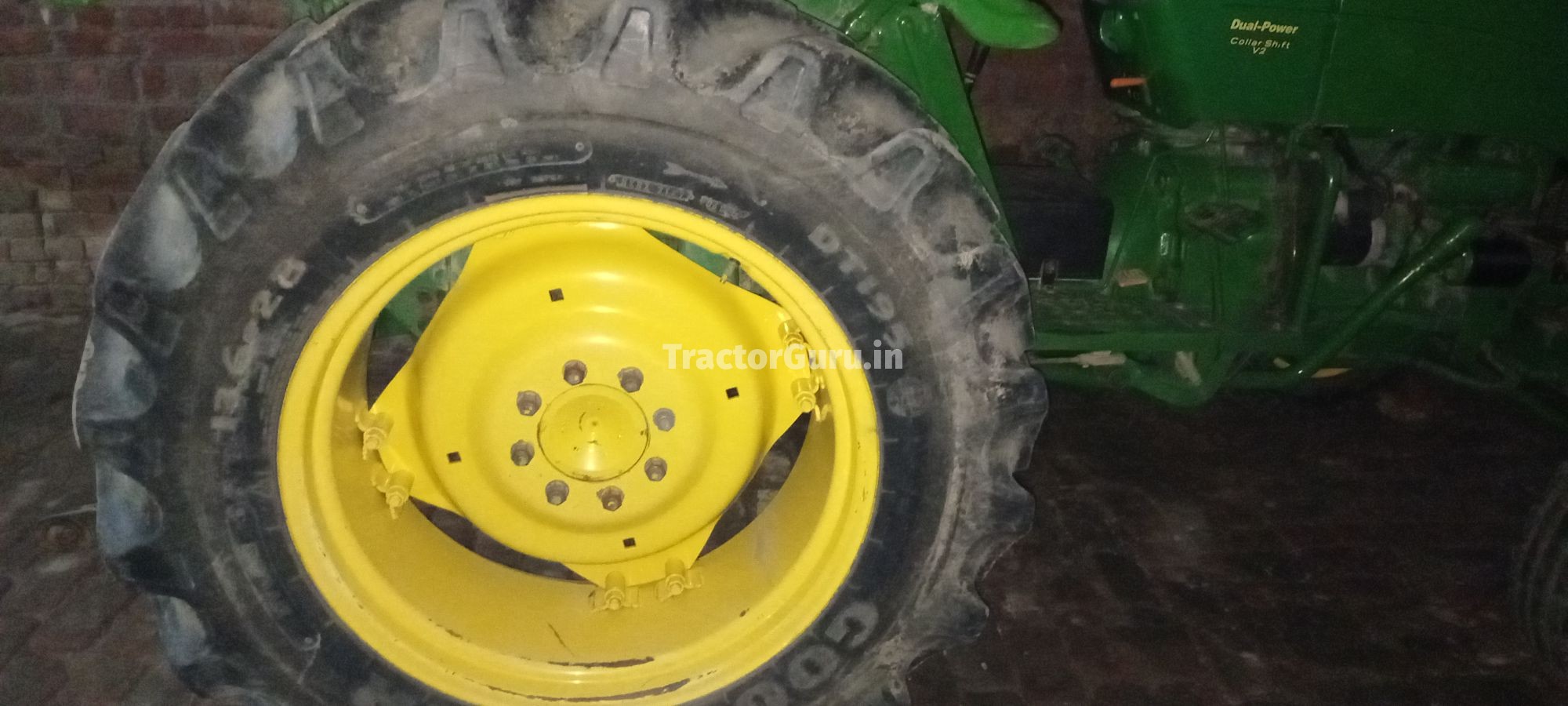John Deere 5038 D