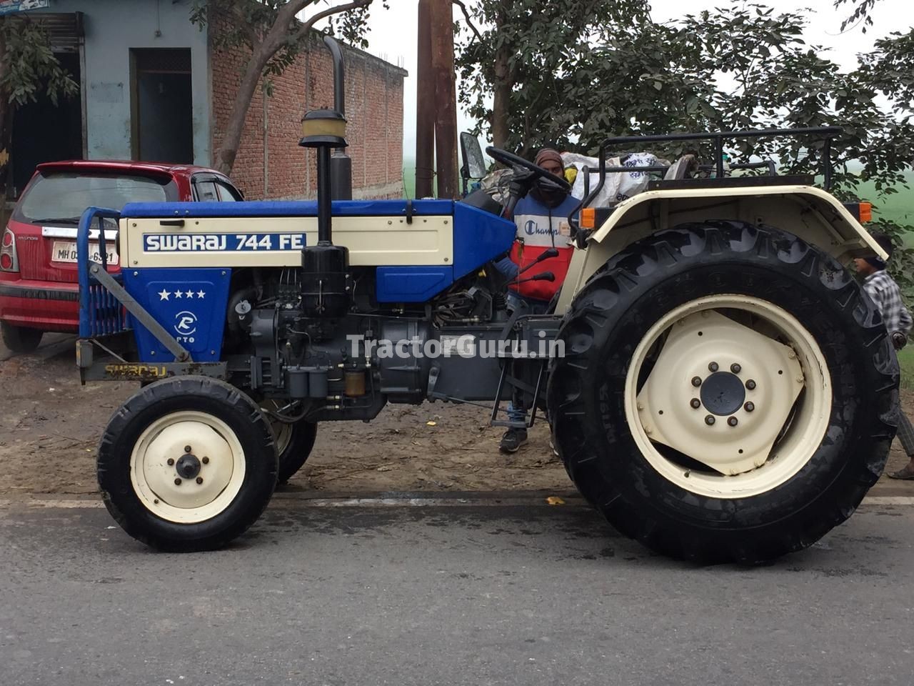Swaraj 744 FE
