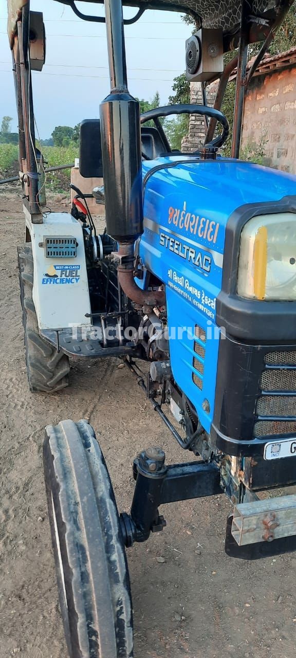 Escorts Steeltrac