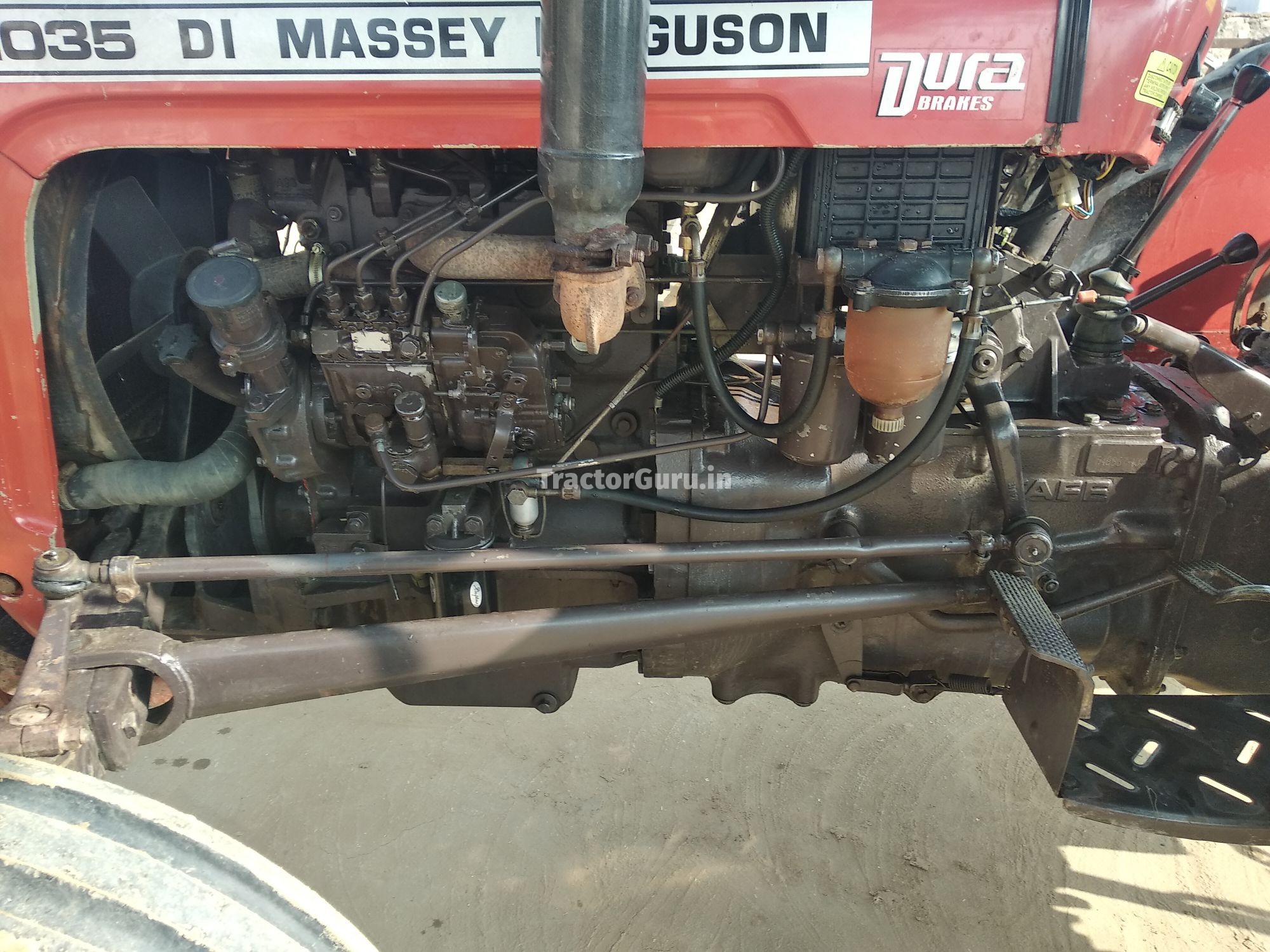 Massey Ferguson 1035 DI