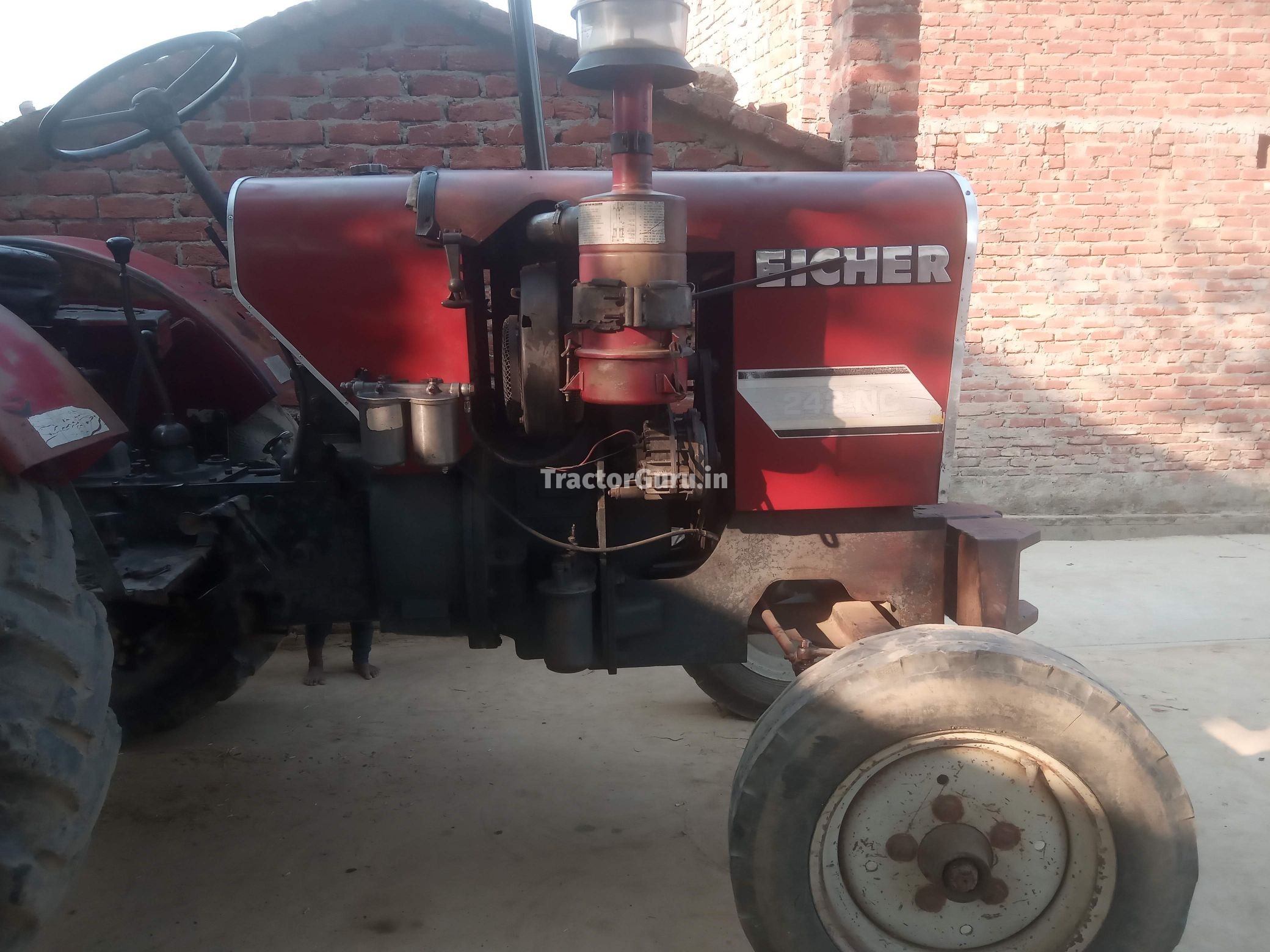 Eicher 242 SUPER STAR